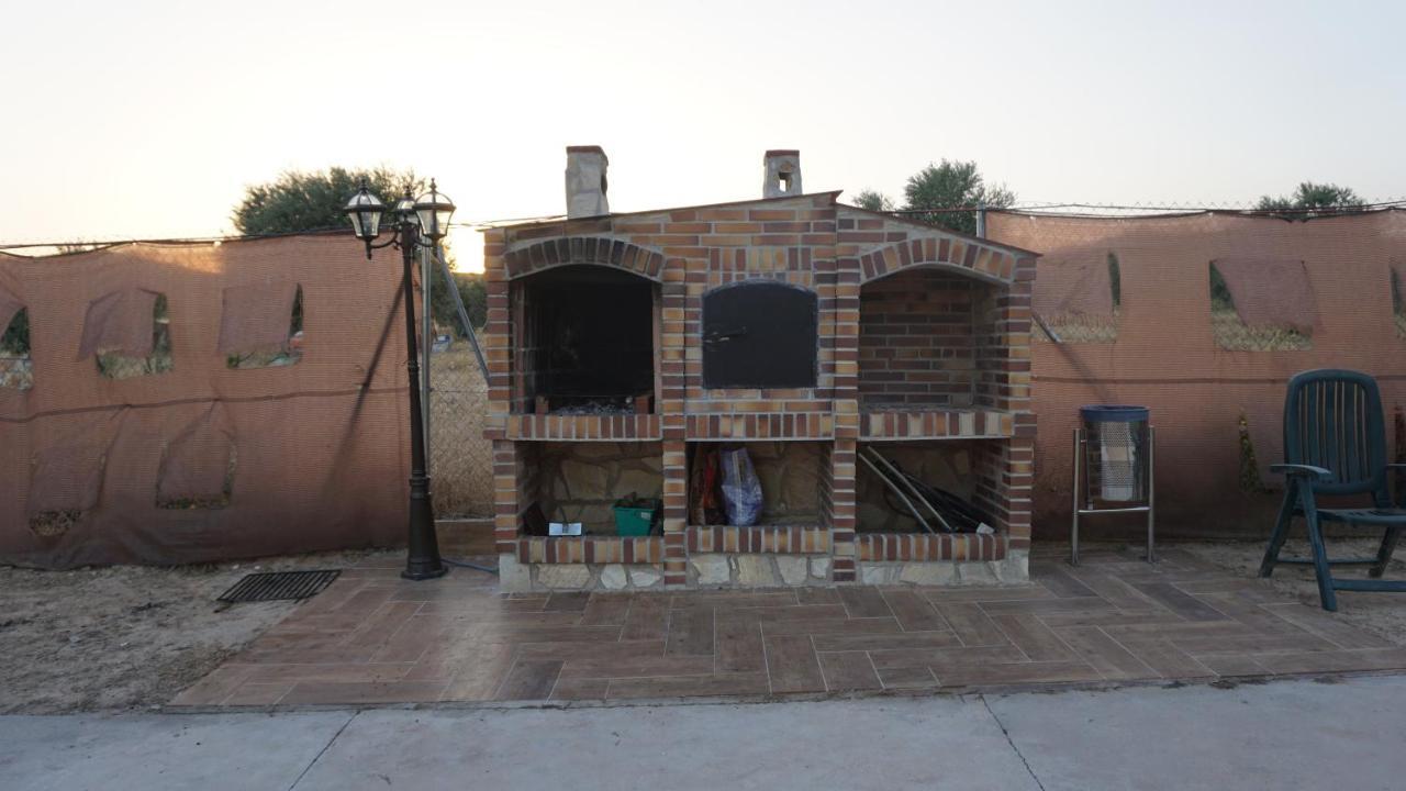 Cuchi Farm Villa Chinchon Exterior photo